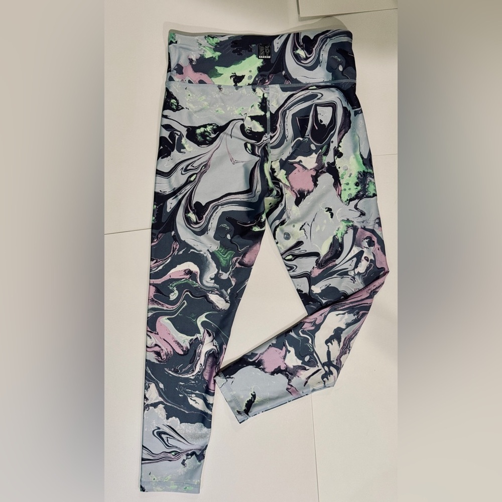 DKNY Printed Leggings - Size M - 25” Inseam